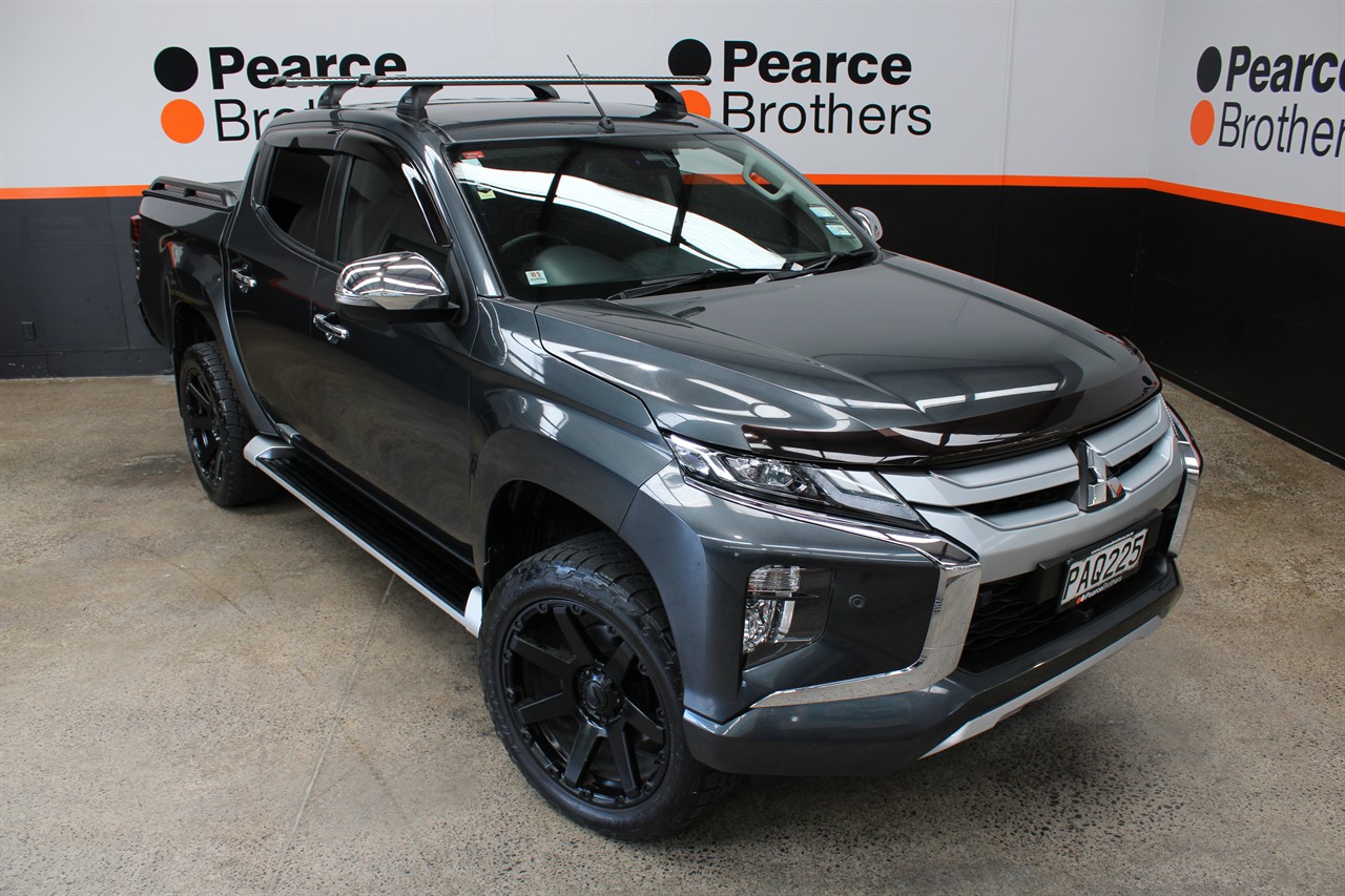 2022 Mitsubishi Triton