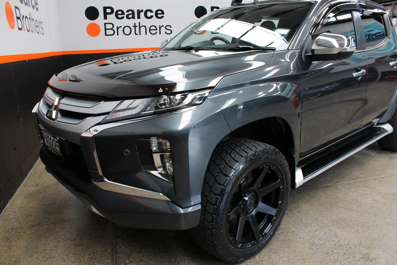 2022 Mitsubishi Triton