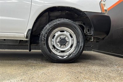 2012 Nissan Navara - Thumbnail