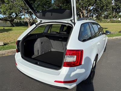 2015 Skoda Octavia - Thumbnail