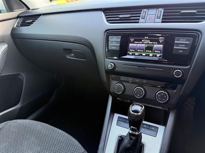 2015 Skoda Octavia - Thumbnail