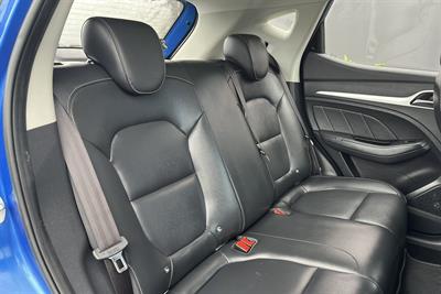 2021 MG Zs - Thumbnail