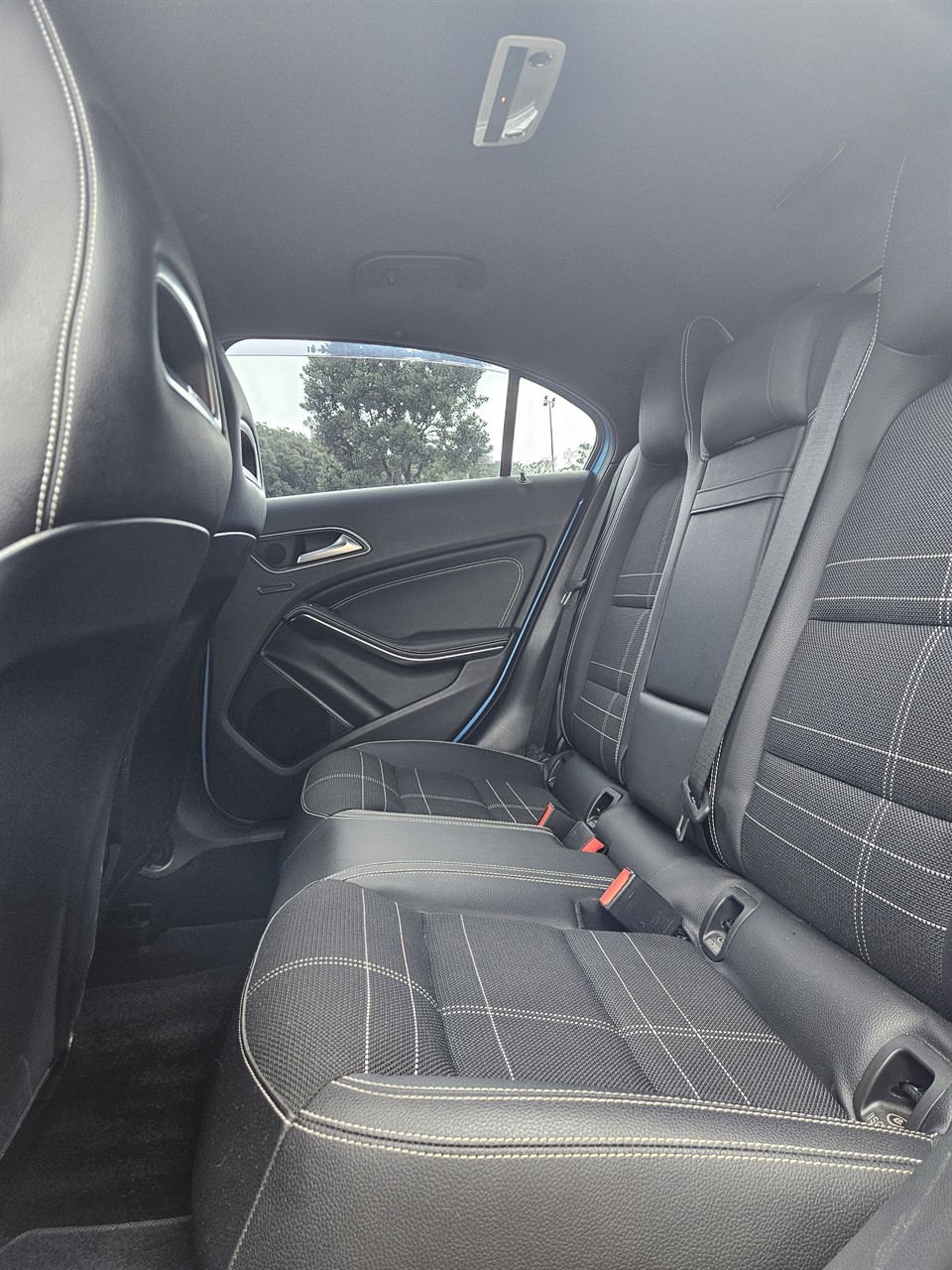 2014 Mercedes-Benz A 180