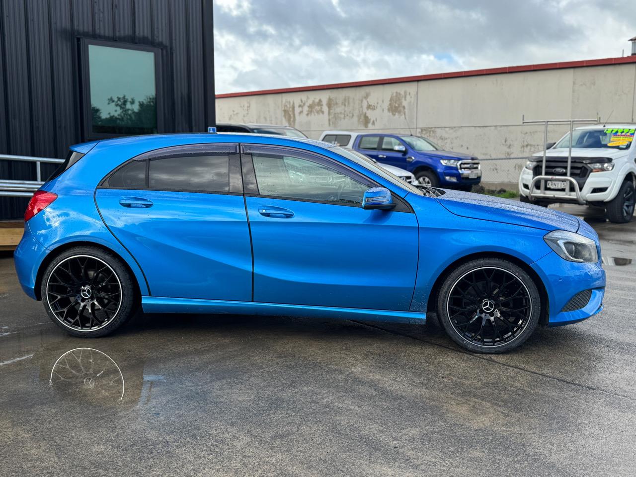 2014 Mercedes-Benz A 180
