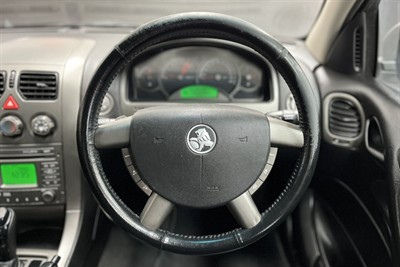 2006 Holden Commodore - Thumbnail
