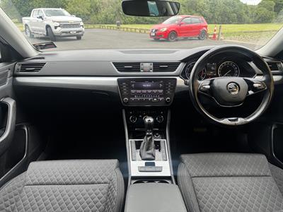 2021 Skoda Superb - Thumbnail