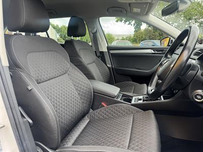 2021 Skoda Superb - Thumbnail