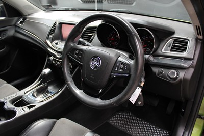 2015 Holden Commodore - Thumbnail