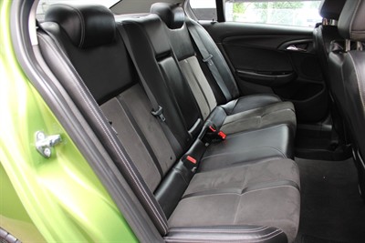 2015 Holden Commodore - Thumbnail