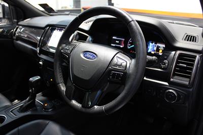 2019 Ford Everest - Thumbnail