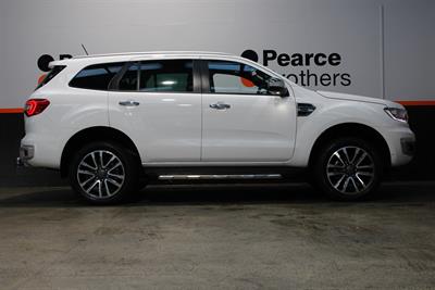 2019 Ford Everest - Thumbnail