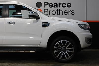 2019 Ford Everest - Thumbnail