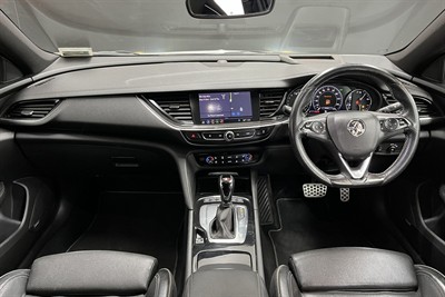 2019 Holden Commodore - Thumbnail