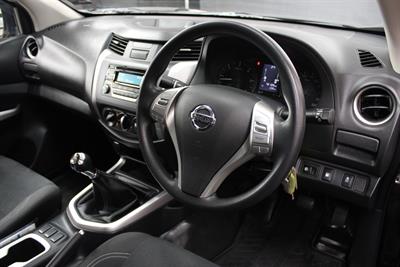 2020 Nissan Navara - Thumbnail