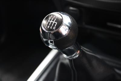 2020 Nissan Navara - Thumbnail