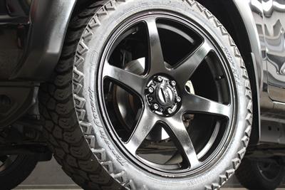 2020 Nissan Navara - Thumbnail