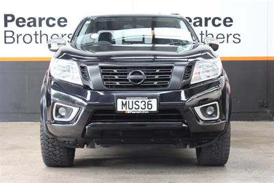 2020 Nissan Navara - Thumbnail