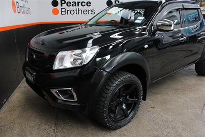 2020 Nissan Navara - Thumbnail