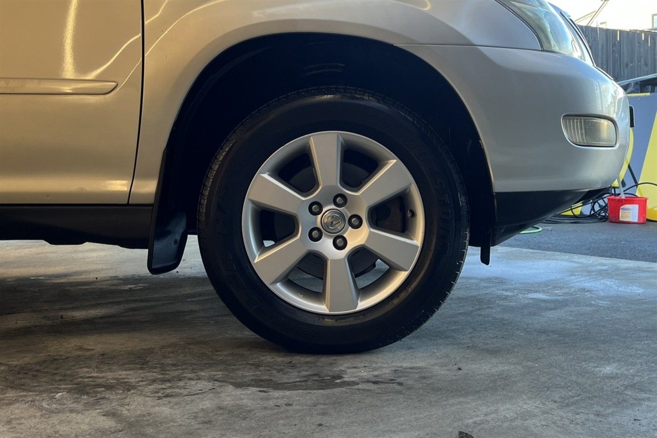 2004 Lexus RX330