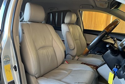 2004 Lexus RX330 - Thumbnail