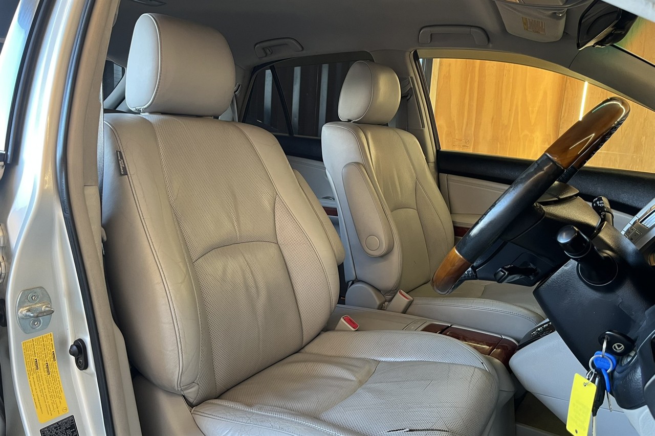 2004 Lexus RX330