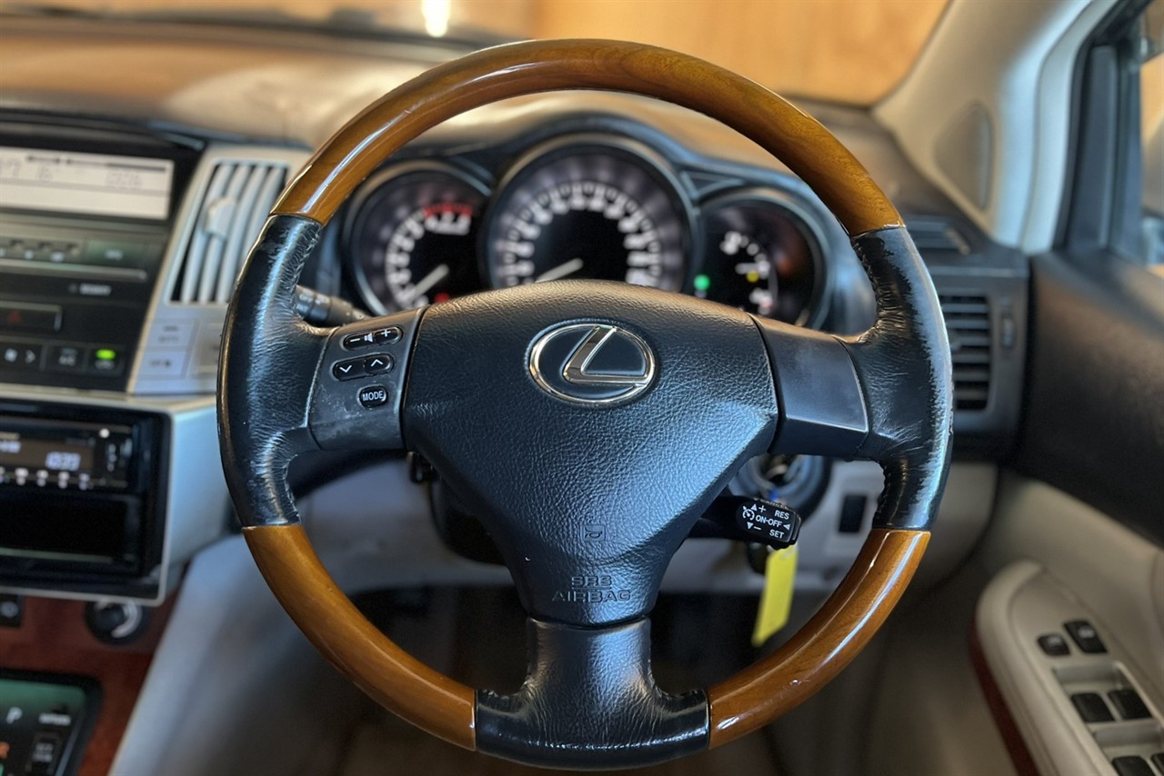 2004 Lexus RX330