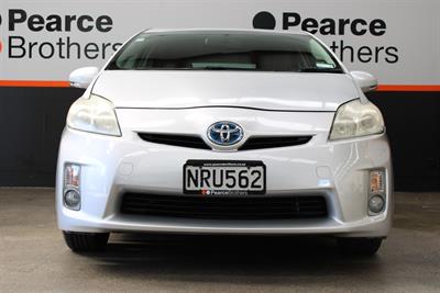 2010 Toyota PRIUS - Thumbnail