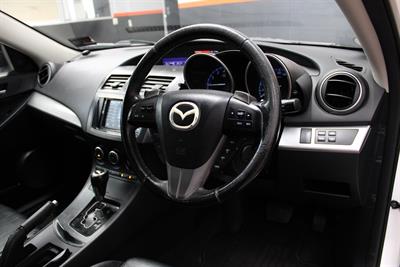2013 Mazda Axela - Thumbnail