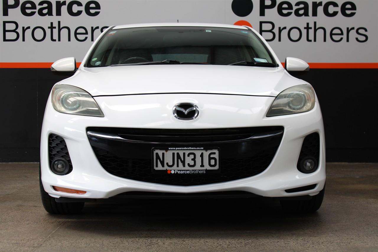 2013 Mazda Axela