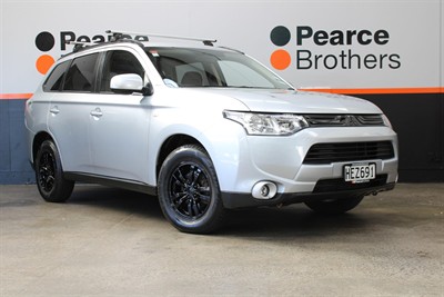 2013 Mitsubishi Outlander - Image Coming Soon