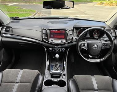2015 Holden Commodore - Thumbnail