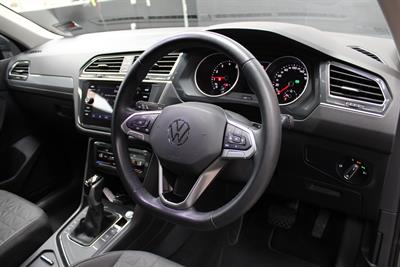 2021 Volkswagen TIGUAN - Thumbnail