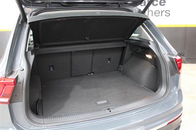 2021 Volkswagen TIGUAN - Thumbnail