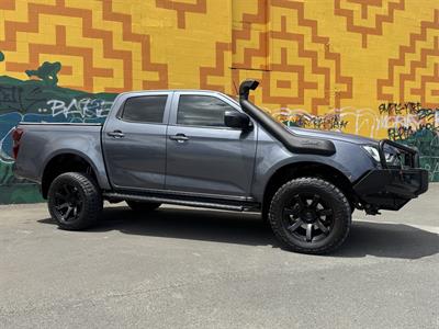 2021 Isuzu D-Max - Thumbnail