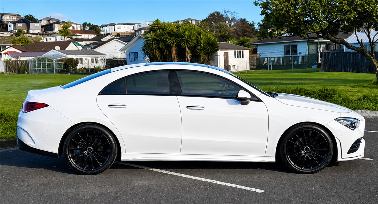 2022 Mercedes-Benz CLA 200