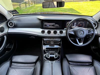 2016 Mercedes-Benz E 220 - Thumbnail