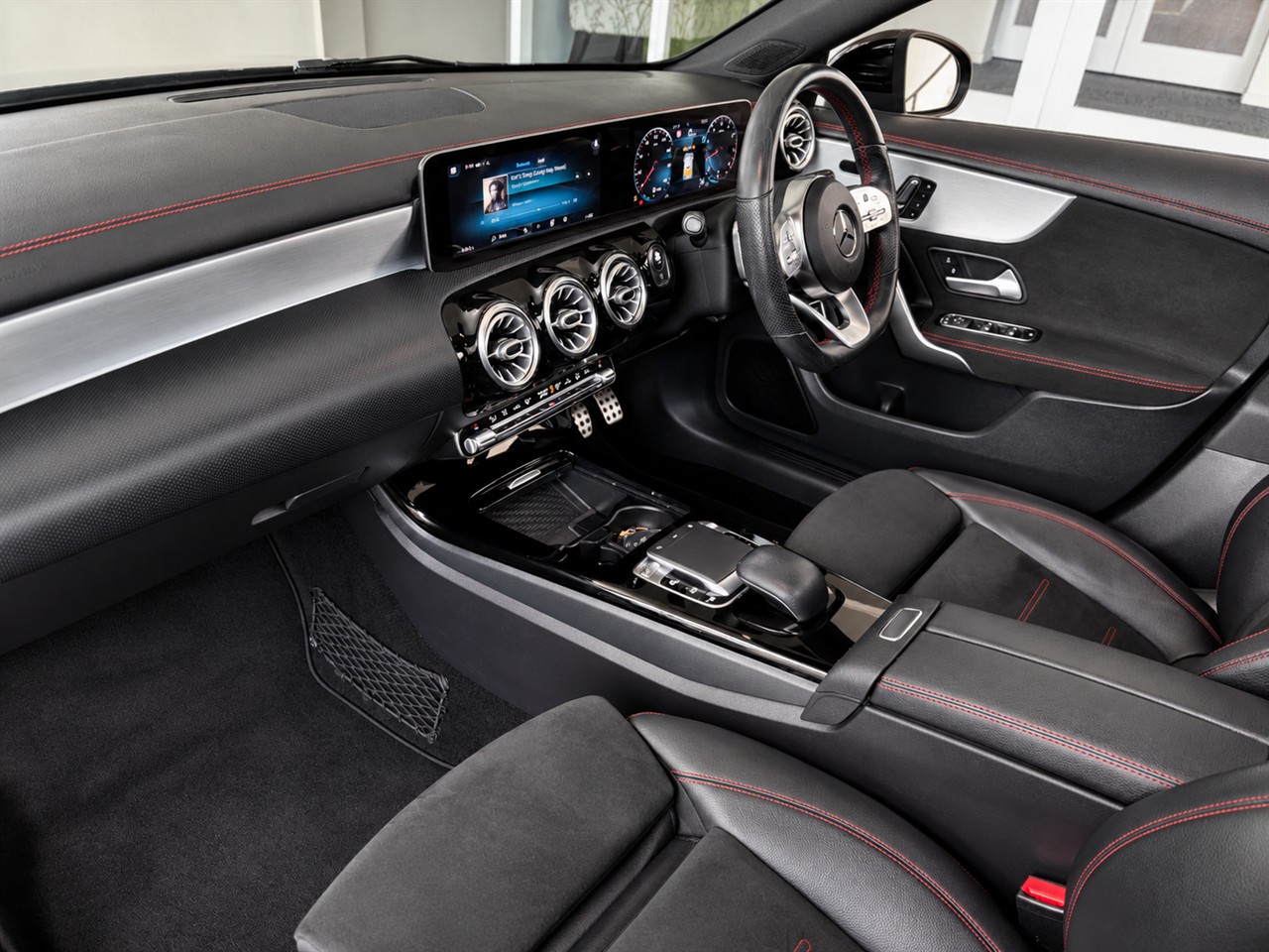 2019 Mercedes-Benz CLA 200