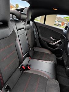 2019 Mercedes-Benz CLA 200 - Thumbnail
