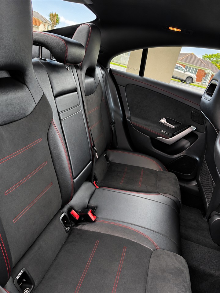 2019 Mercedes-Benz CLA 200