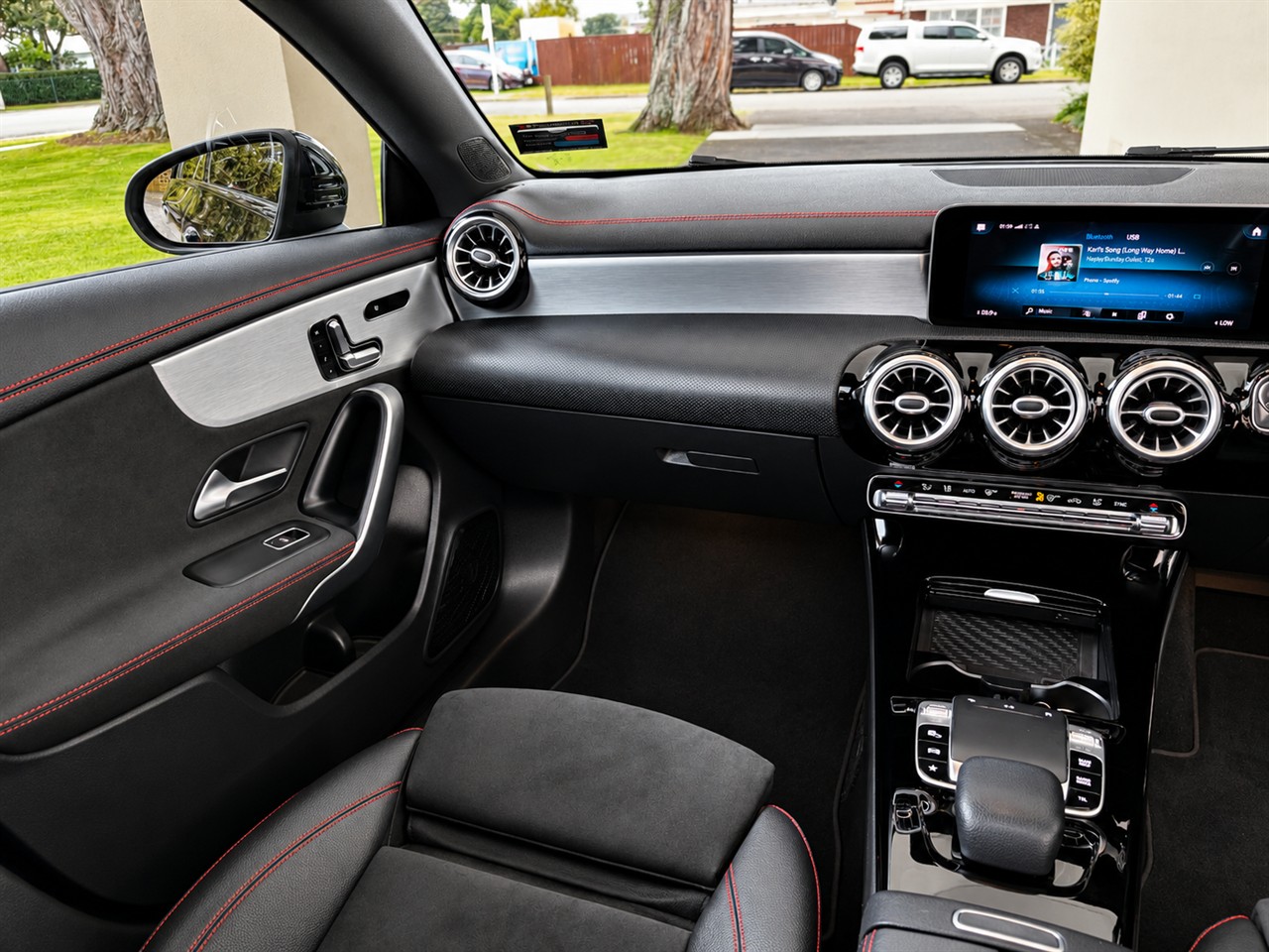 2019 Mercedes-Benz CLA 200