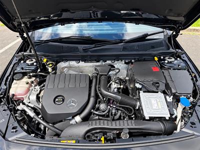 2019 Mercedes-Benz CLA 200 - Thumbnail
