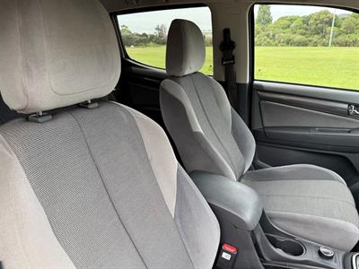 2014 Holden Colorado - Thumbnail