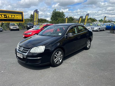 2009 Volkswagen Jetta - Thumbnail