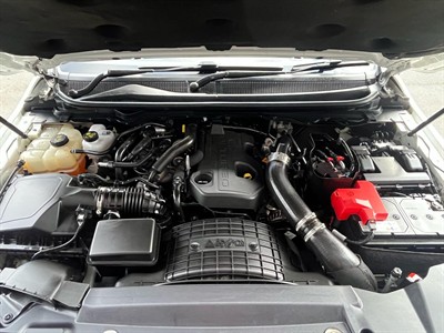 2022 Ford Everest - Thumbnail