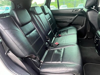 2022 Ford Everest - Thumbnail