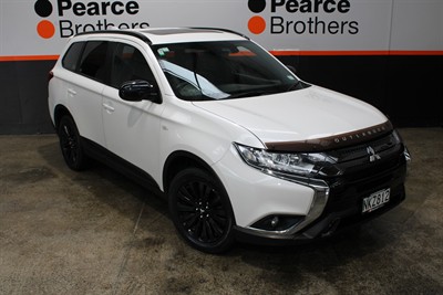 2021 Mitsubishi Outlander - Thumbnail