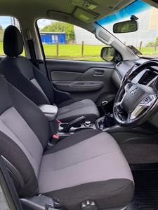 2018 Mitsubishi Triton - Thumbnail