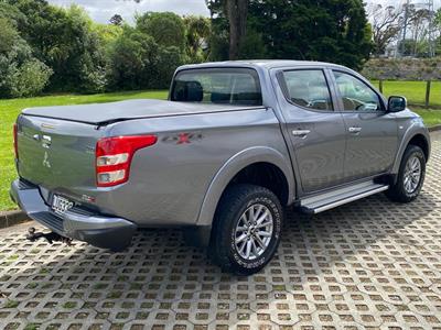 2018 Mitsubishi Triton - Thumbnail