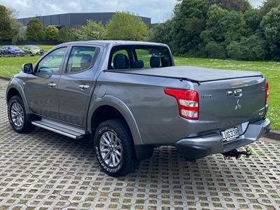 2018 Mitsubishi Triton - Thumbnail