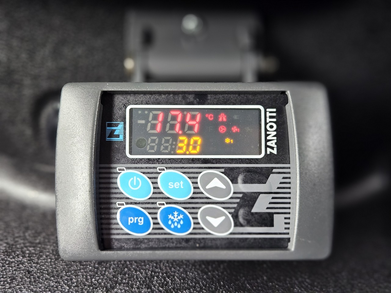 2024 Peugeot Partner